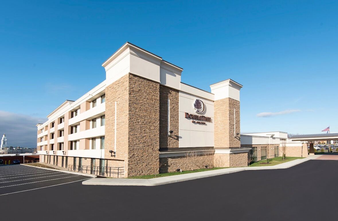 Picture of Hotel Option 3: DoubleTree By Hilton Schenectady Downtown