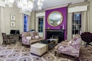 Picture of Mills House Charleston Curio Collection by Hilton