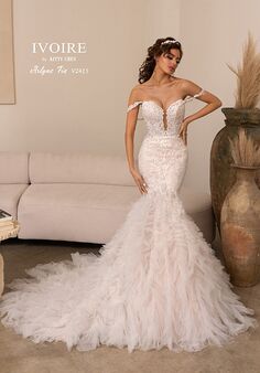 IVOIRE by KITTY CHEN ARLYNE, V2415 Trumpet Wedding Dress