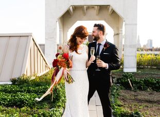 Alison (an attorney) and Alex (a photographer) got married in a fall wedding at a rooftop farm in Brooklyn, New York. To infuse the day with their per