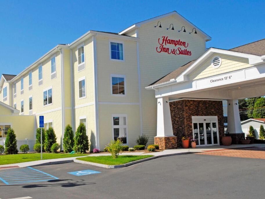 Picture of Hampton Inn & Suites Mystic