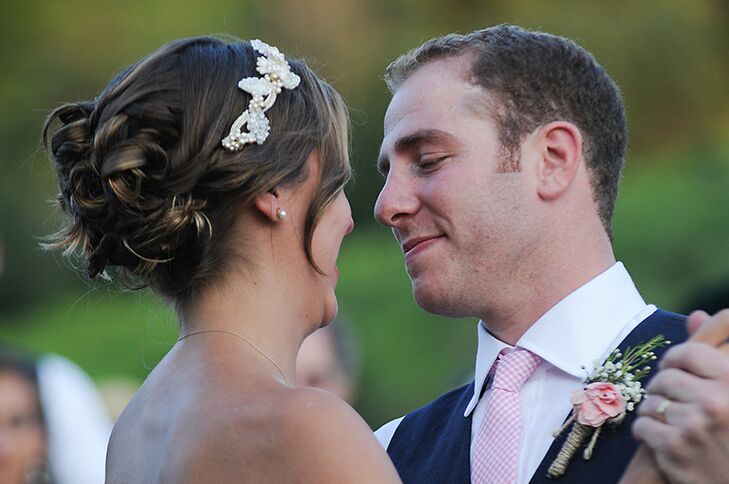 White Pearl Updo Accessory