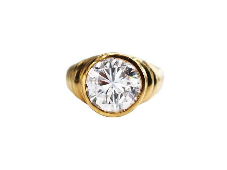 lab grown diamond engagement ring