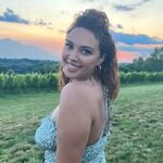 Jenna English