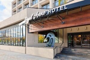 Picture of The Royal Anne Hotel