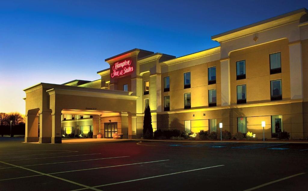 Picture of Hampton Inn & Suites Sharon