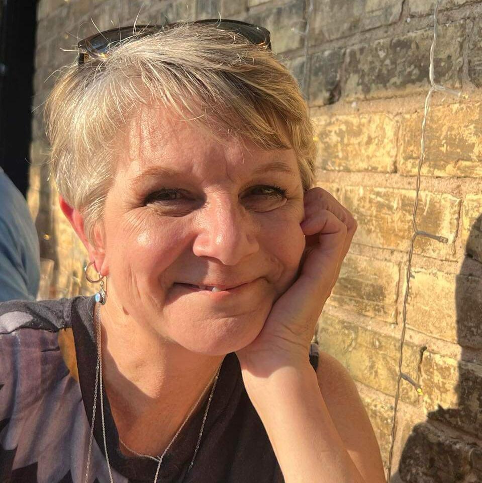 Linda Felder (Aunt Linda)