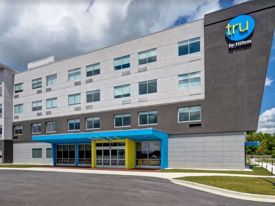 Picture of Tru by Hilton Auburn