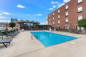 Picture of Holiday Inn Express Columbus Downtown an IHG Hotel