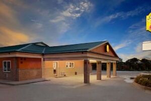 Picture of Super 8 by Wyndham Siloam Springs