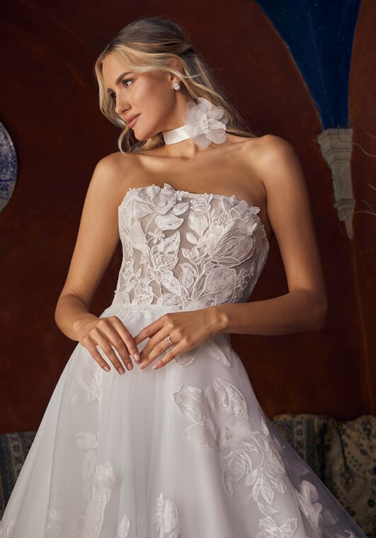 Casablanca Bridal 2553 A-Line Wedding Dress - 6