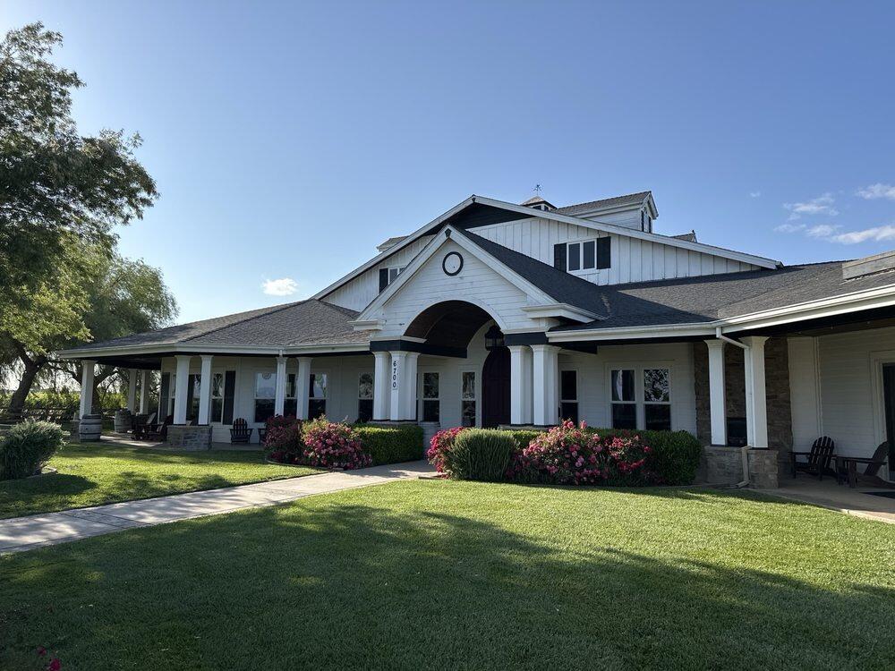 Picture of Hannah Nicole Vineyards