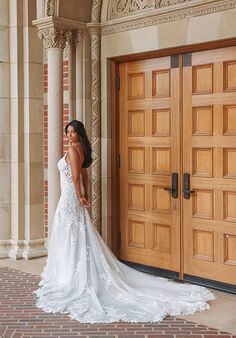 Essense of Australia D3919 Fit-and-Flare Wedding Dress