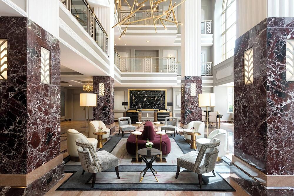 Picture of Hotel LeVeque, Autograph Collection