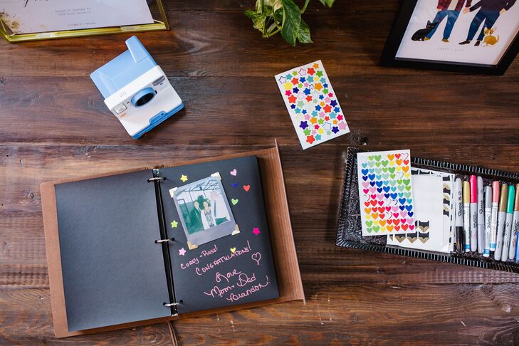 Fun Guest Book Details