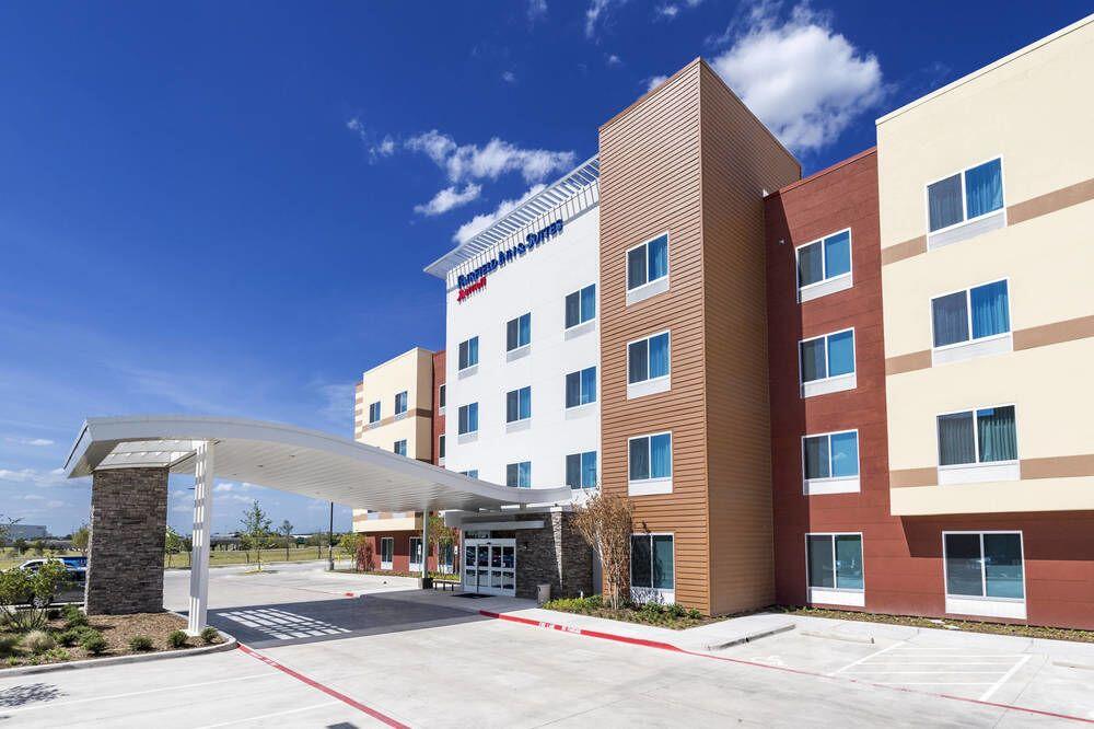 Picture of Fairfield Inn & Suites by Marriott Dallas Waxahachie