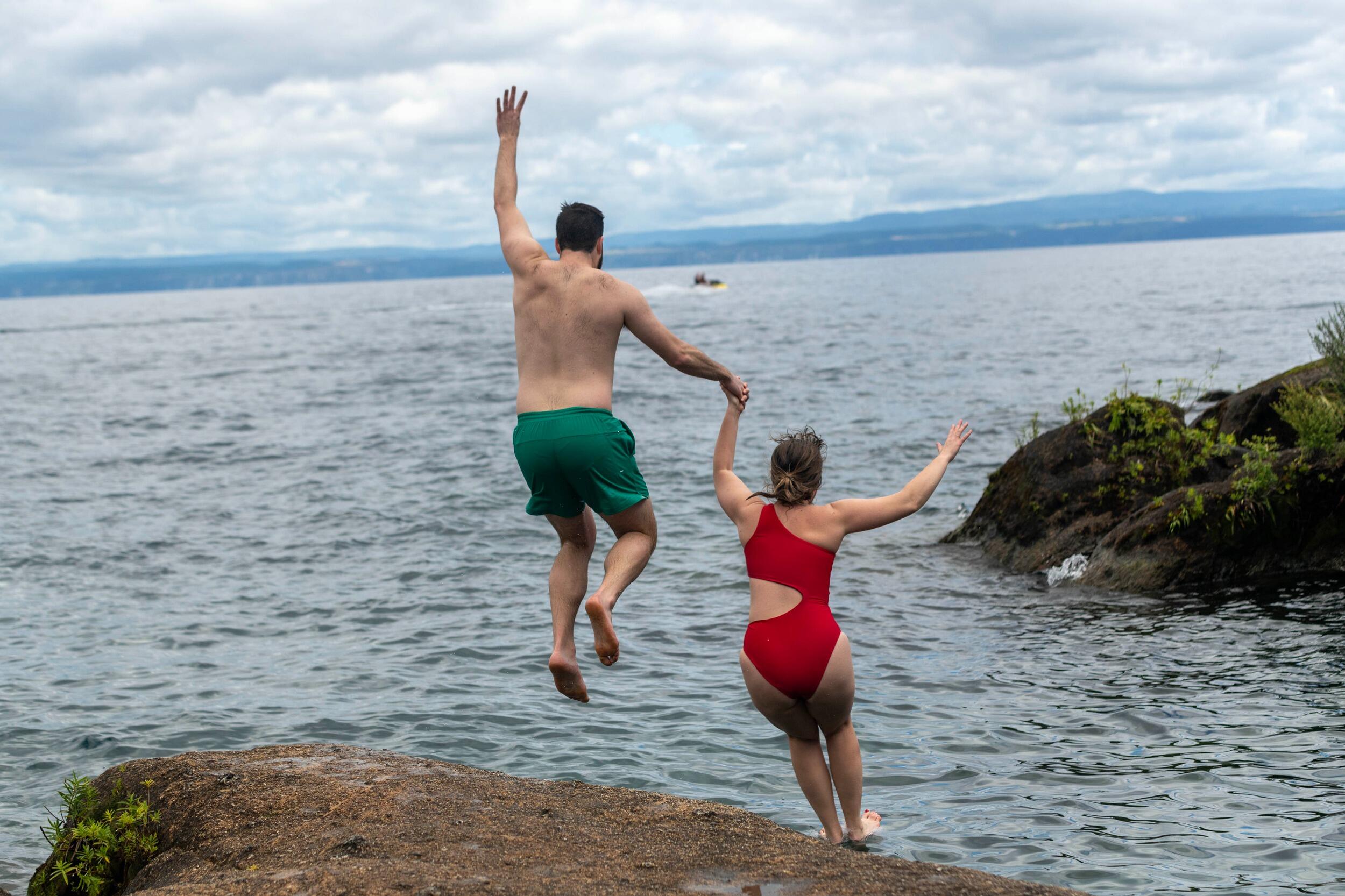 For Ben's 30th birthday, the couple travelled to New Zealand with friends. His birthday was spent on Lake Taupo, where he was determined to take the plunge 30 times before leaving the water.