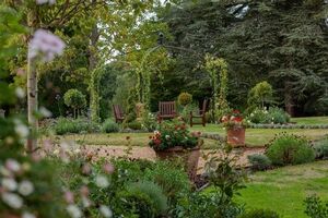Picture of Oatlands Park Hotel