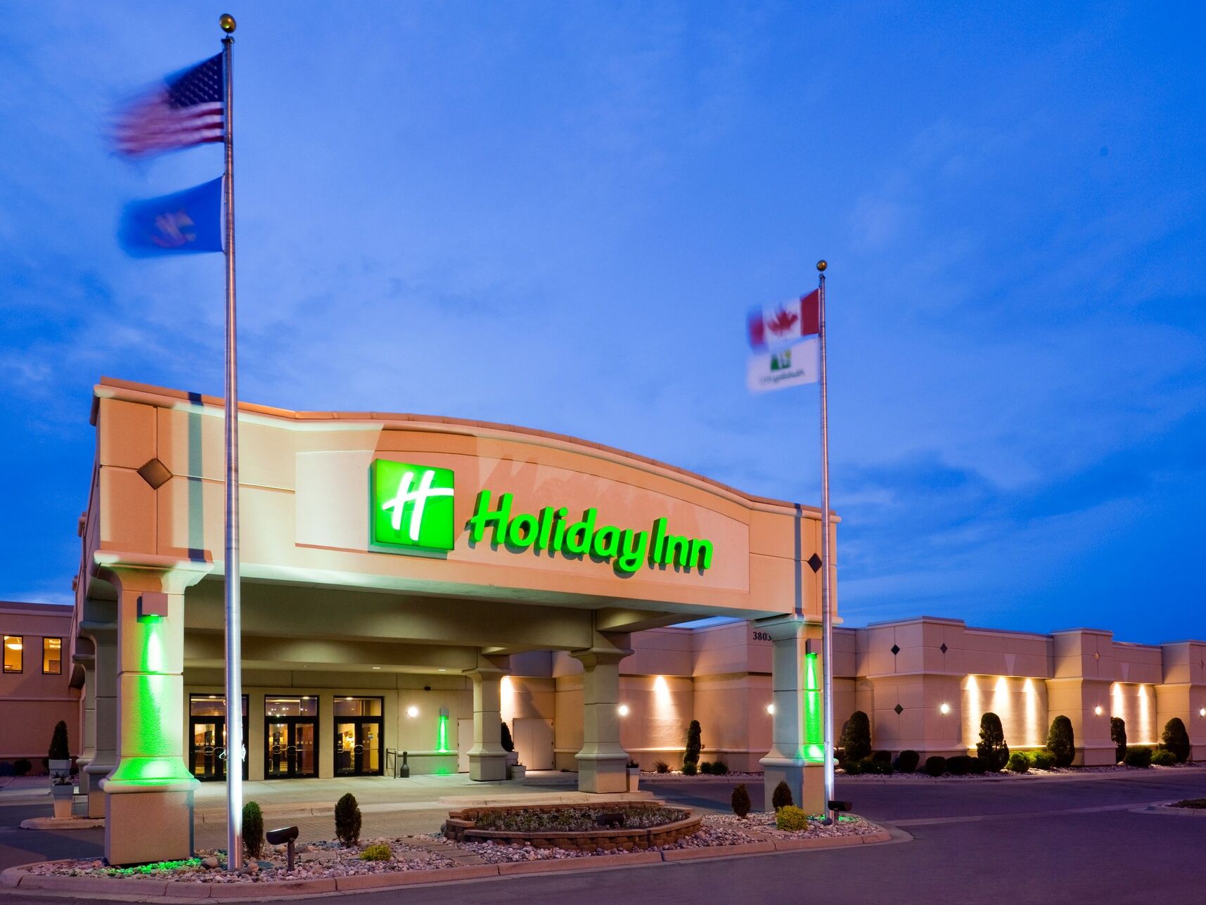 Picture of Holiday Inn Hotel & Suites