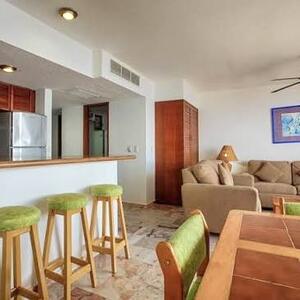 Gallery Photo 14