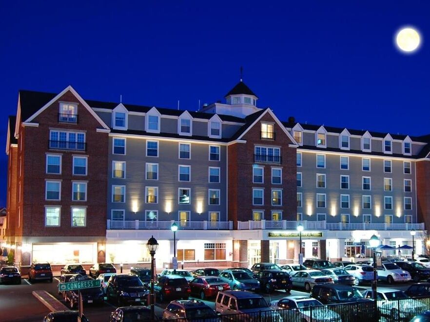 Picture of Salem Waterfront Hotel & Suites