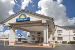 Picture of Days Inn by Wyndham Hillsdale