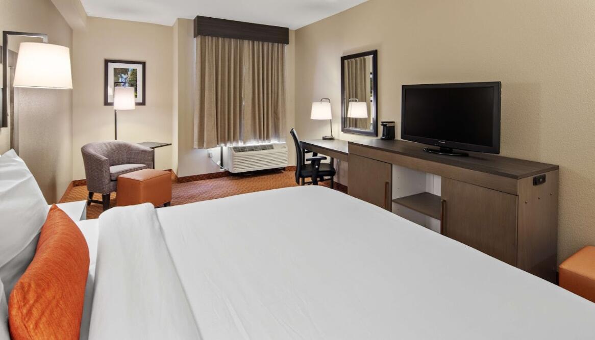 Picture of Best Western Plus Kendall Hotel & Suites