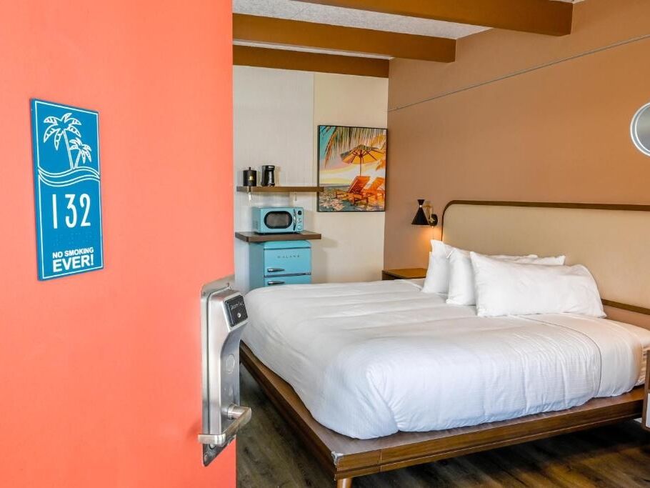 Picture of Golden Host Resort Sarasota
