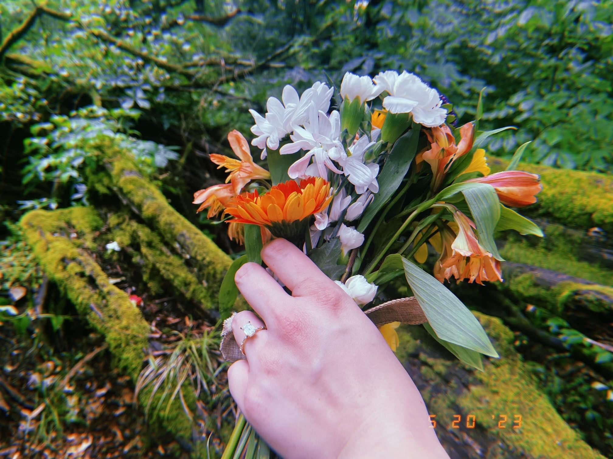 We got engaged!!