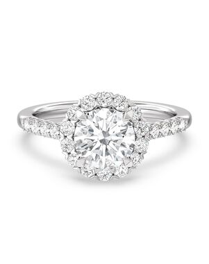 With Clarity Glamorous Cushion, Round, Oval Cut Engagement Ring