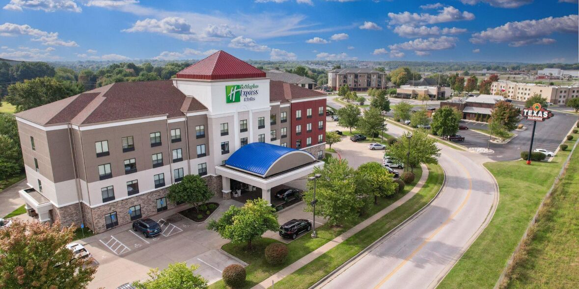Picture of Holiday Inn Express & Suites Springfield-Medical District