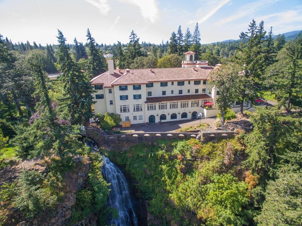 Picture of Columbia Gorge Hotel & Spa