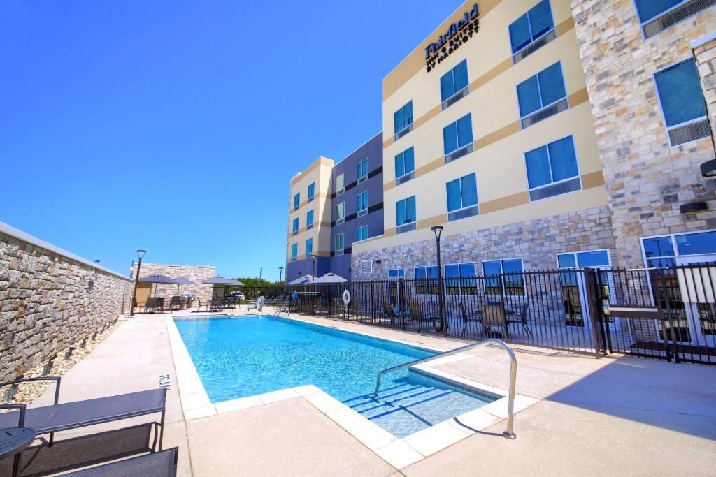 Picture of Fairfield Inn & Suites by Marriott Dallas Cedar Hill