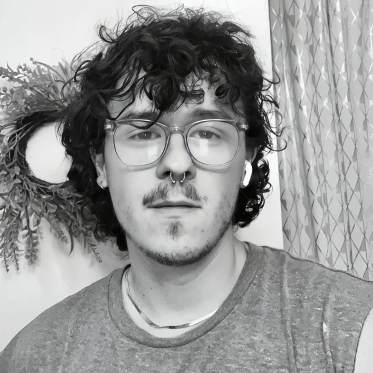 Avi Zohari