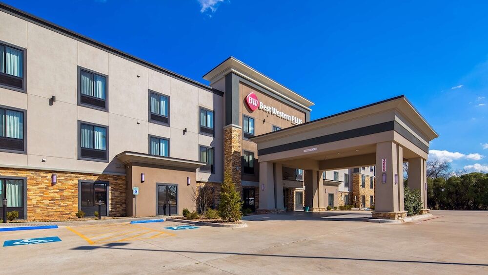 Picture of Best Western Plus Ardmore Inn & Suites
