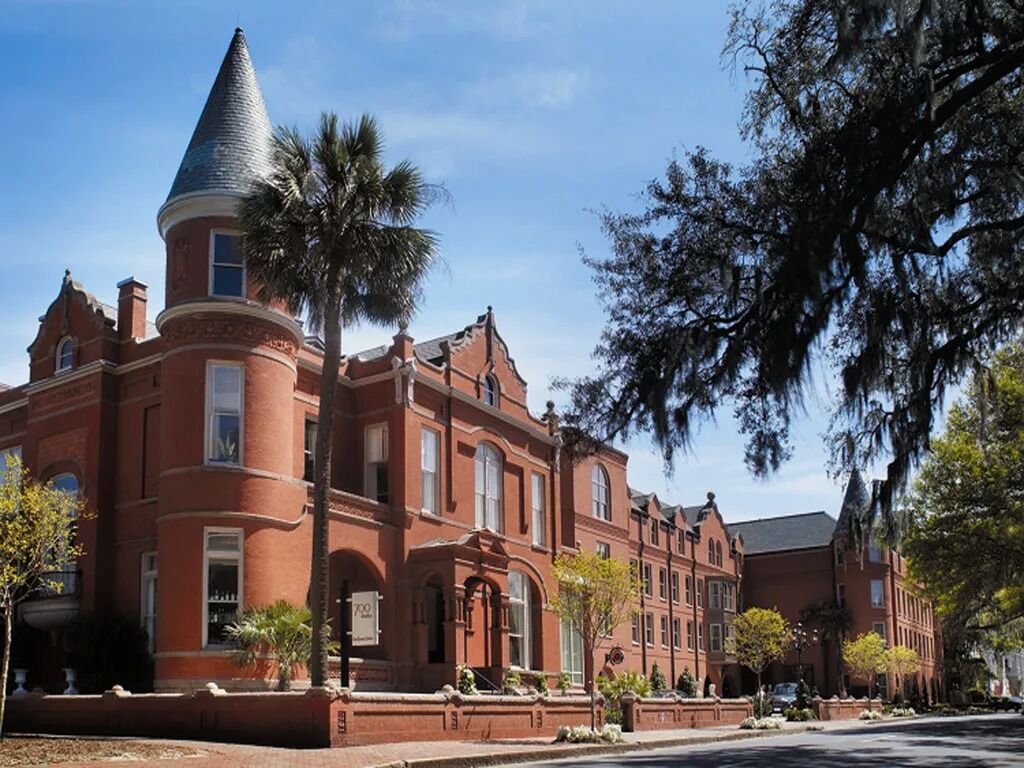 Picture of Mansion on Forsyth Park
