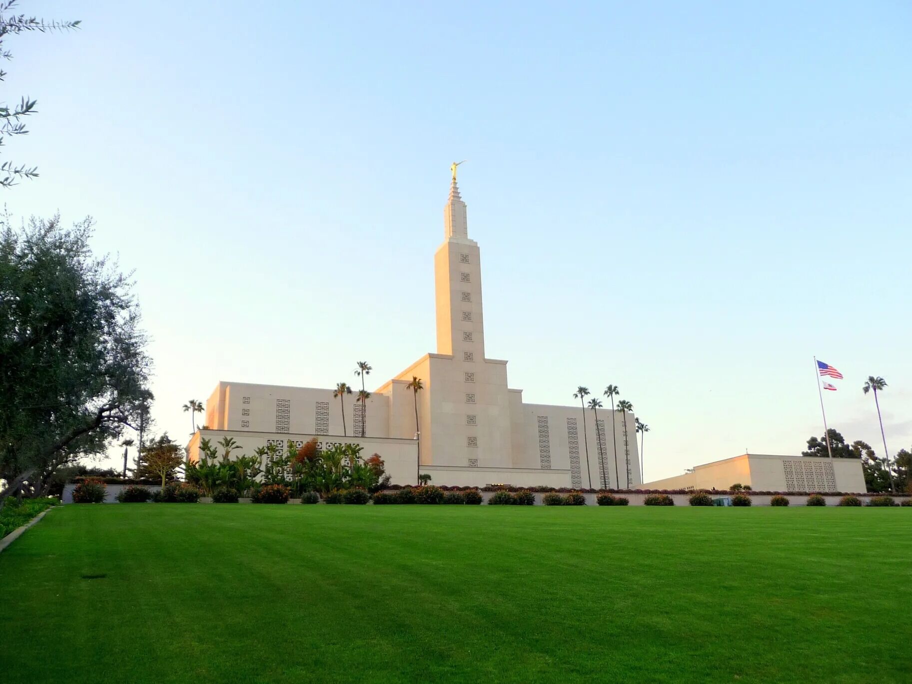 Picture of Los Angeles Temple Visitors' Center