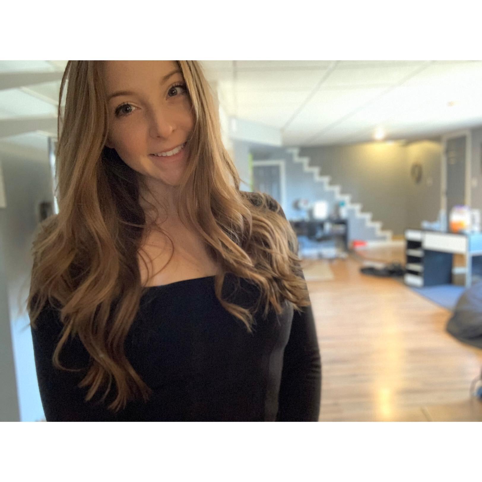 Ashely 