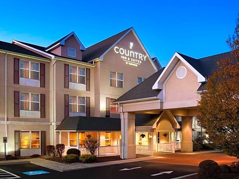 Picture of Country Inn & Suites by Radisson, Frackville (Pottsville), PA