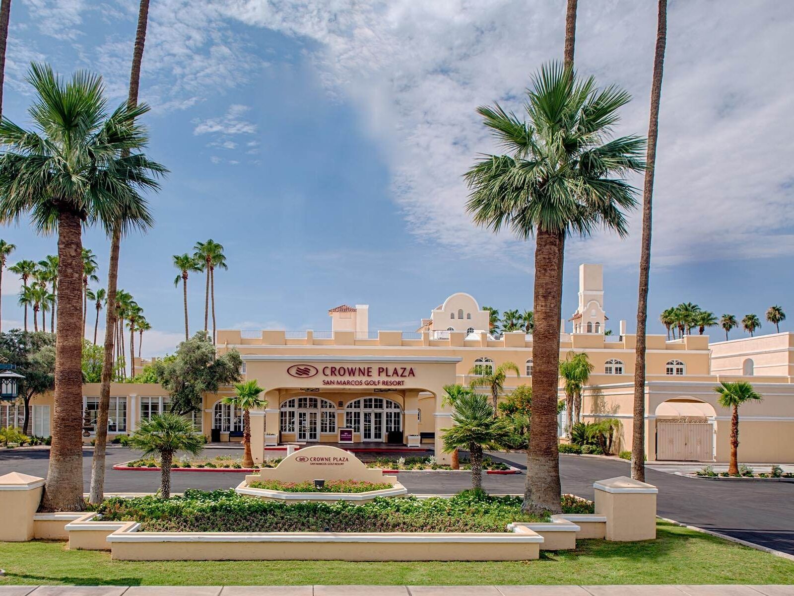 Picture of Crowne Plaza Resort Phoenix - Chandler Golf Resort, an IHG Hotel