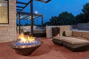 Picture of SpringHill Suites by Marriott Kansas City Plaza