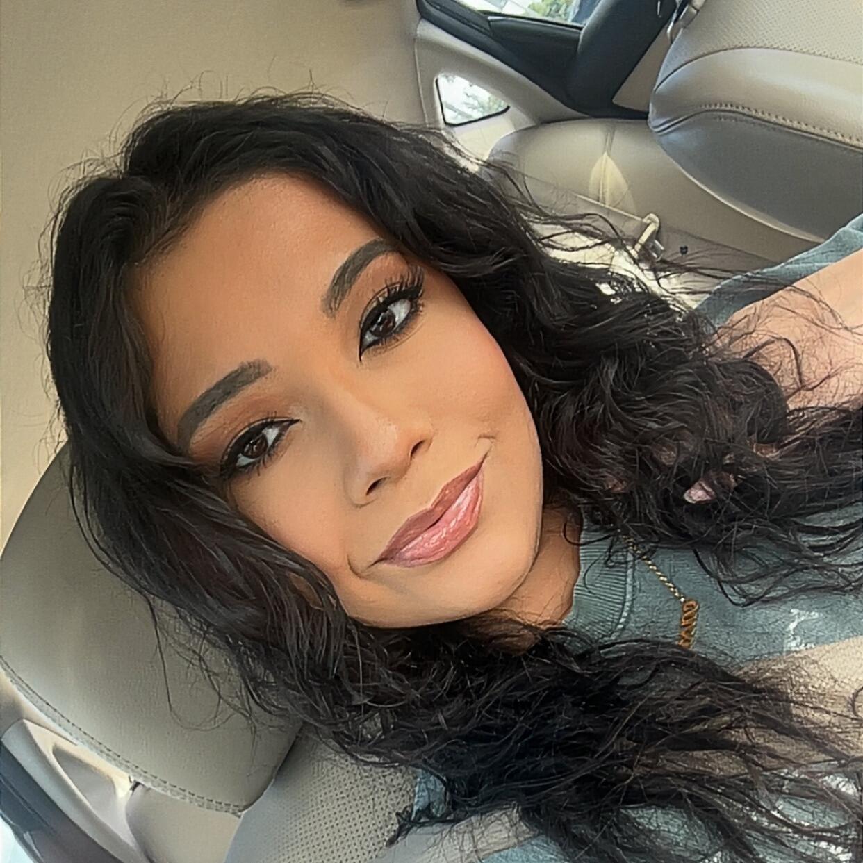 Cassandra Lopez