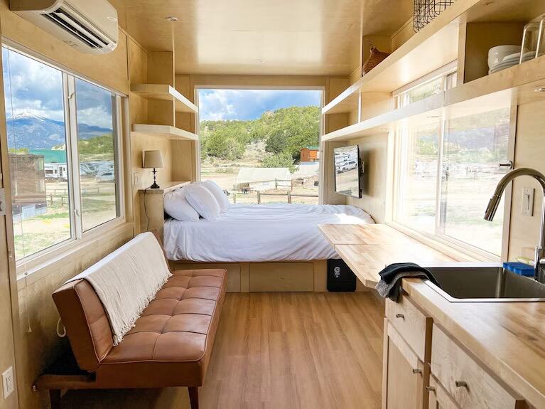 Picture of BV Overlook Camp & Lodging
