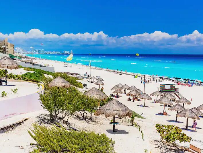 Picture of Playa Delfines