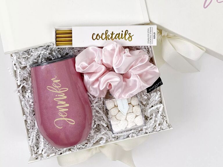 Gift box for wedding shower host