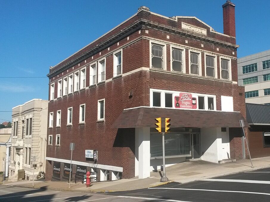 Picture of Oliver's Pourhouse