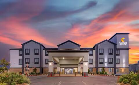Picture of Comfort Inn and Suites