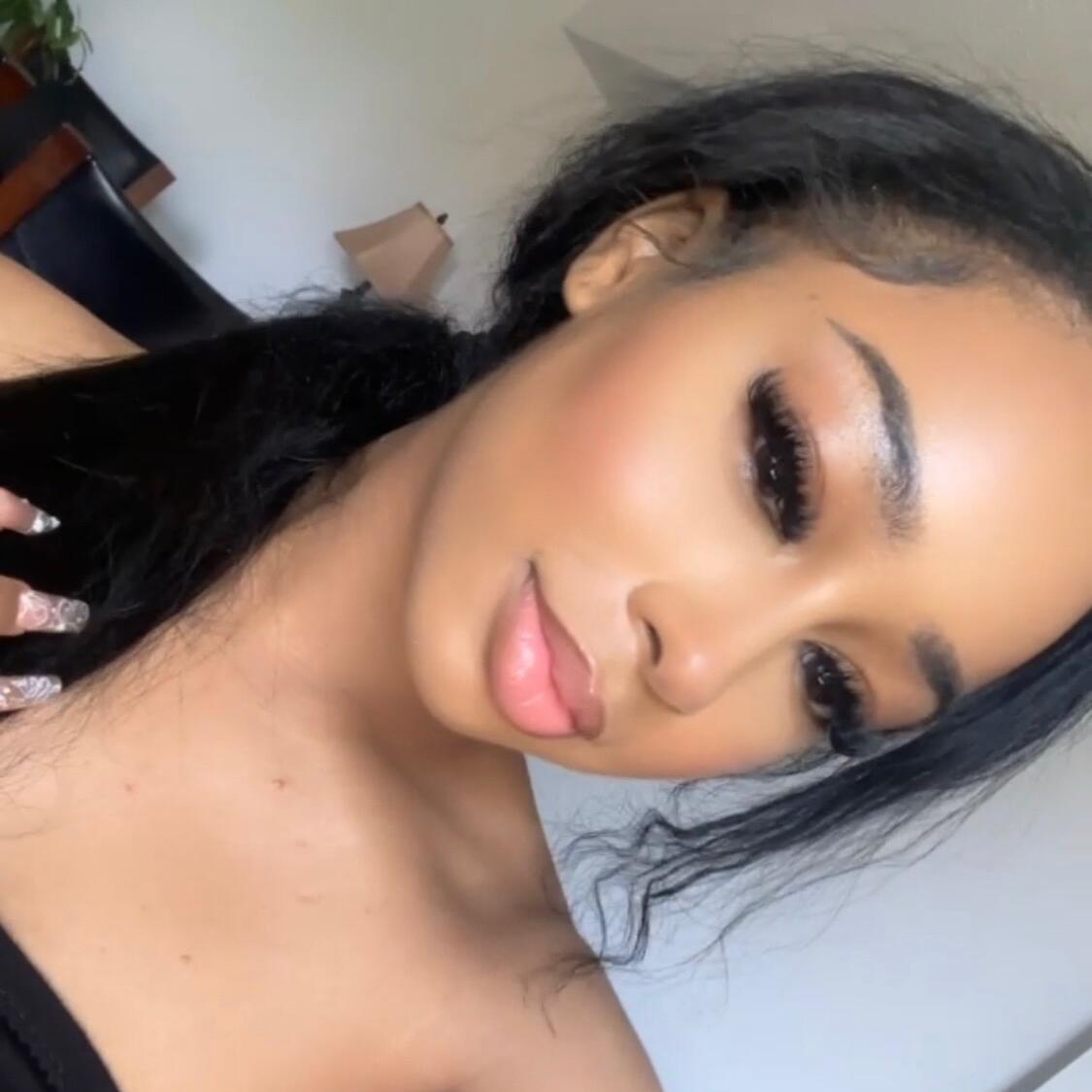 Nia Quallo
