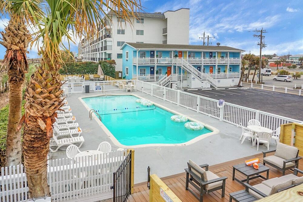 Picture of Boardwalk Inn