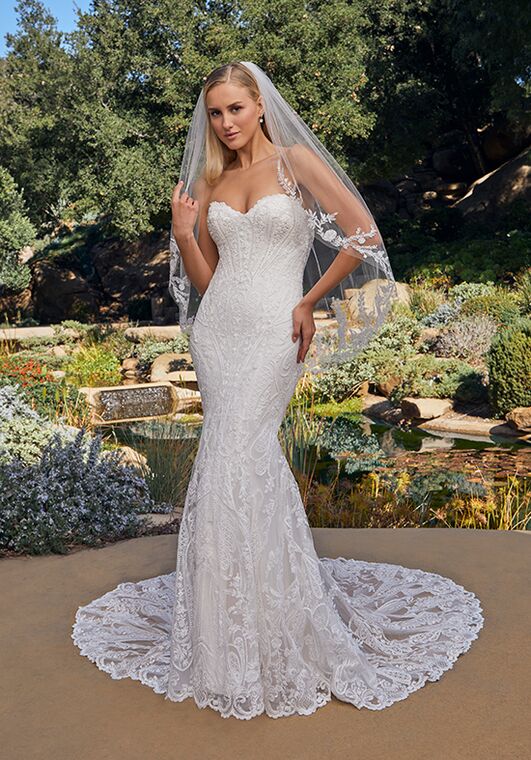 Casablanca Bridal 2525 Zelda Fit-and-Flare Wedding Dress - 6